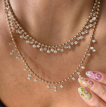 Load image into Gallery viewer, Diamond Droplets Necklace
